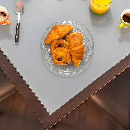 Le Virgil - Piscine - Parking Privé - Calme Wifi Appartement