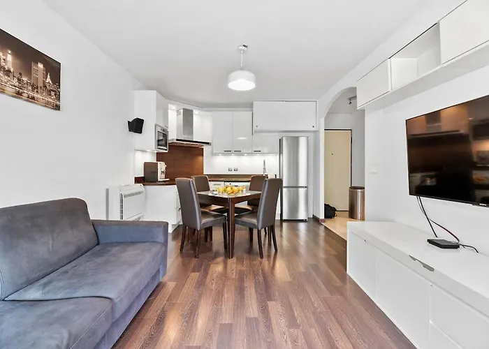 Le Virgil -piscine - Parking Prive - Calme Wifi Menton