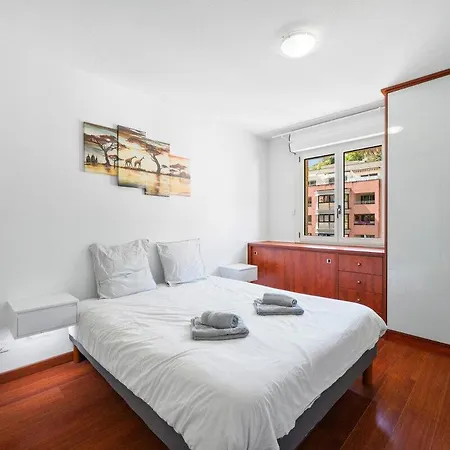 Le Virgil - Piscine - Parking Prive - Calme Wifi Appartement *