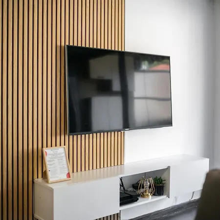 Appartement Le Virgil - Piscine - Parking Prive - Calme Wifi