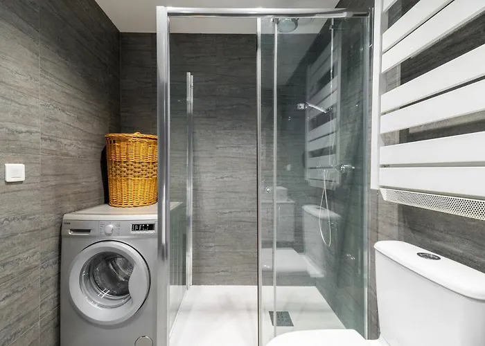 Le Virgil -piscine - Parking Prive - Calme Wifi