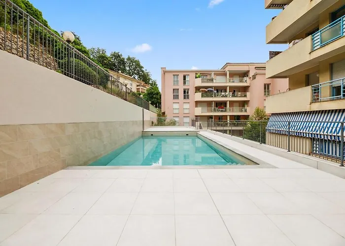 Le Virgil -piscine - Parking Prive - Calme Wifi 公寓 芒通